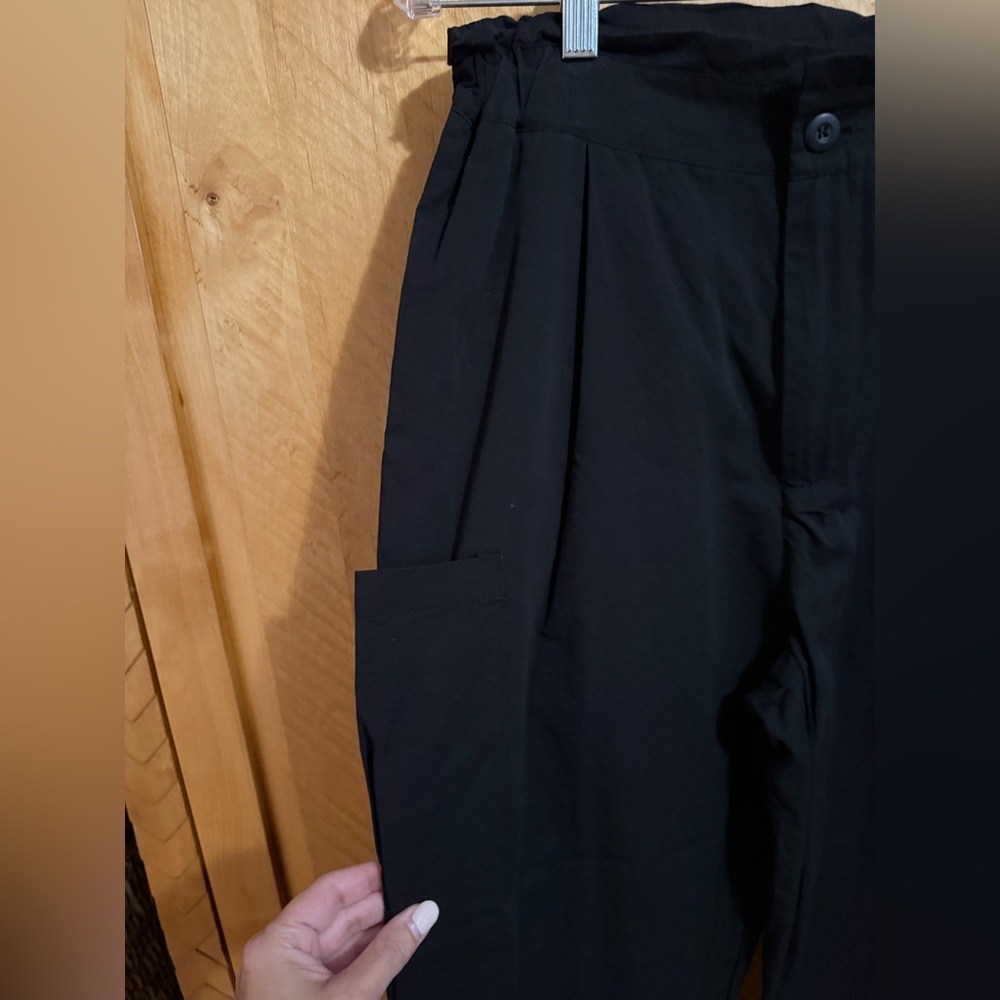 HYFVE cuffed paperbag pants - Picture 2 of 7